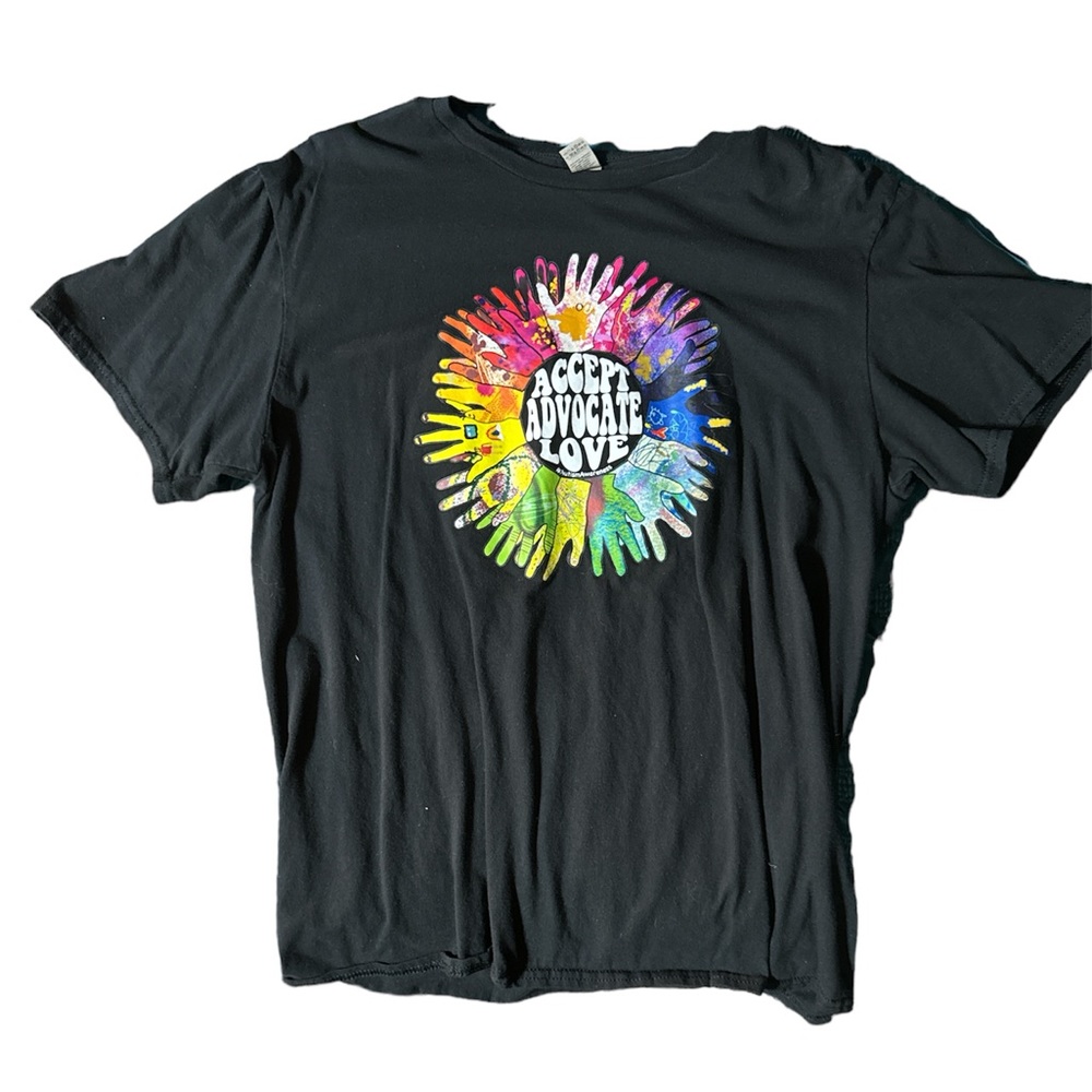 Accept, Advocate, Love Autism Awareness T-shirt, large men’s black